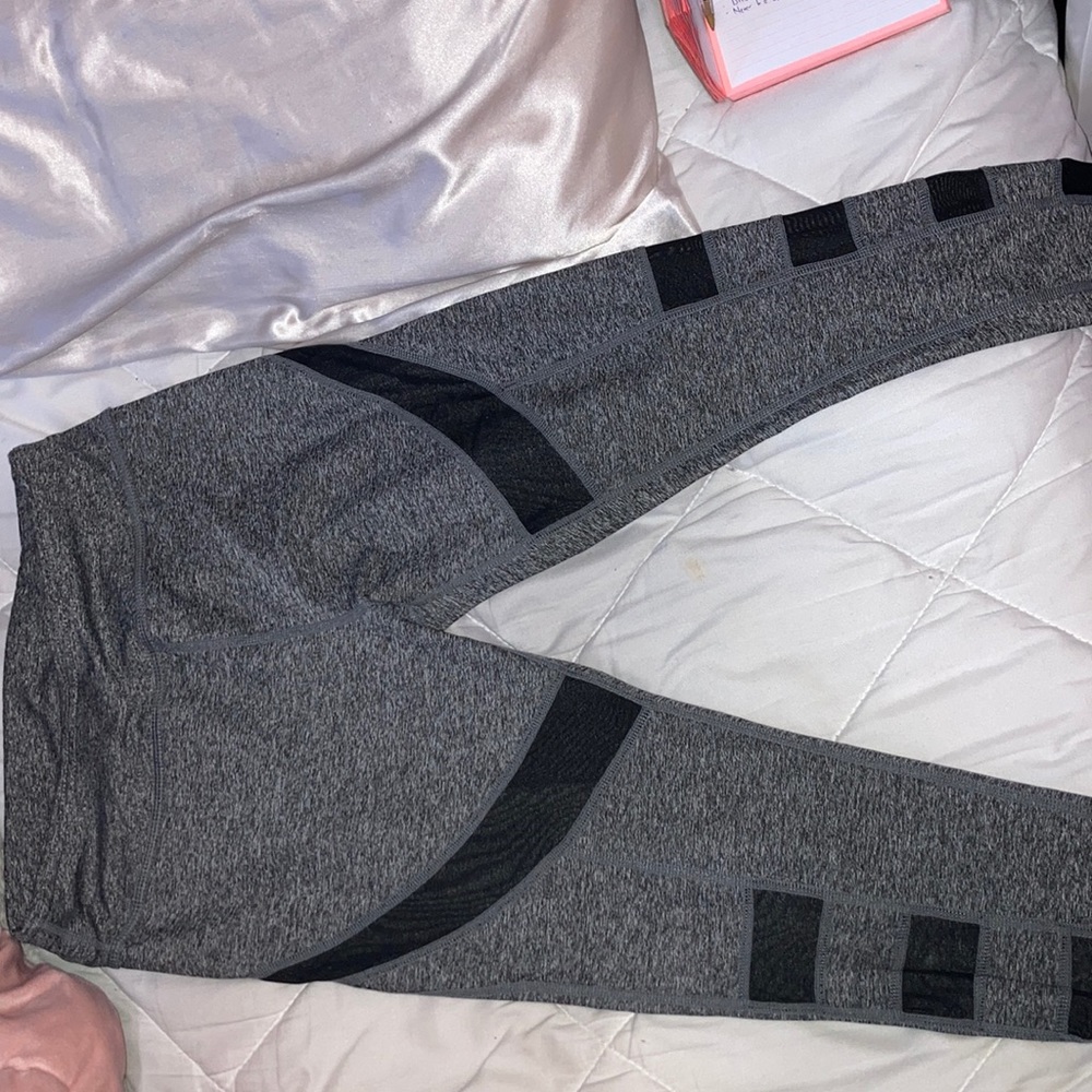 Grey leggings